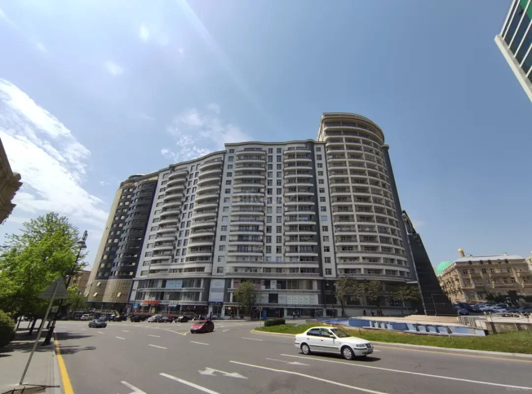 Kirayə verilir 3 otaqlı ofis 165 m²