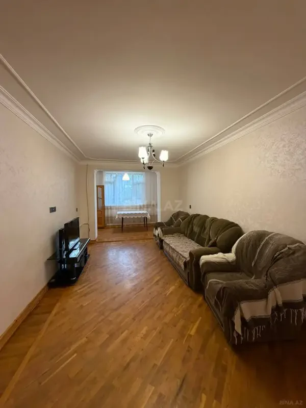 Kirayə verilir 2 otaqlı mənzil 50 m²
