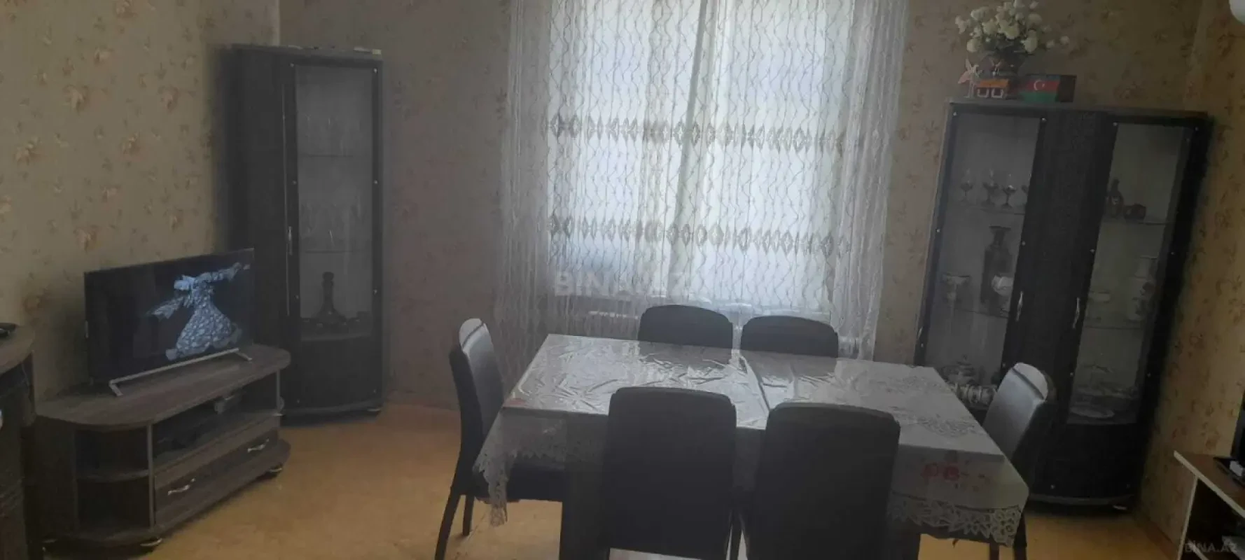Satılır 2 otaqlı mənzil 70 m²