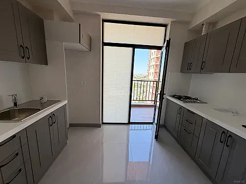 Kirayə verilir 2 otaqlı mənzil 61 m² — Bakı 2 otaq 61.00 m²