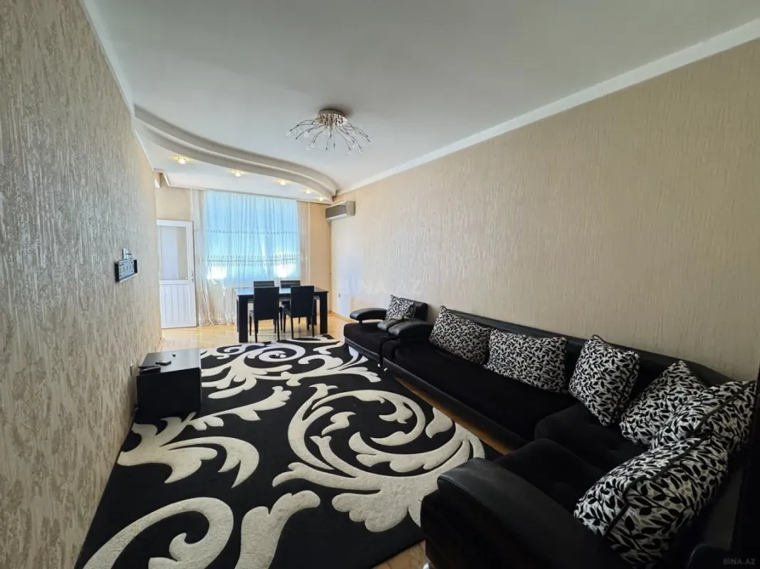 Kirayə verilir 2 otaqlı mənzil 86 m²