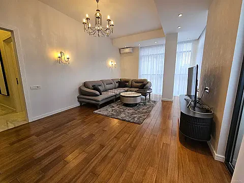 Kirayə verilir 2 otaqlı mənzil 80 m² — Bakı 2 otaq 80.00 m²
