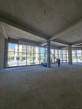 Kirayə verilir obyekt 350 m² — Bakı 350.00 m²