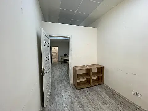 Kirayə verilir 1 otaqlı ofis 25 m² — Bakı, Xətai 1 otaq 25.00 m²