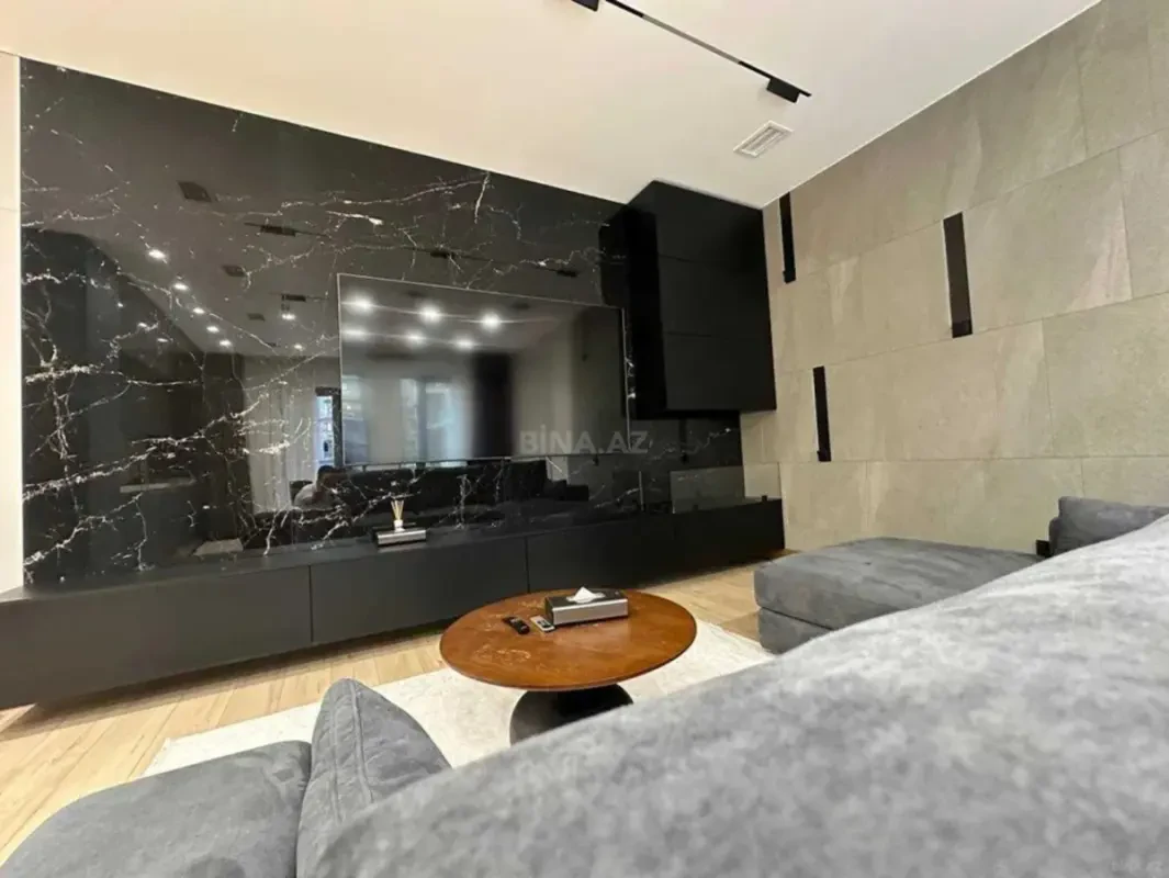 Kirayə verilir 2 otaqlı mənzil 75 m²