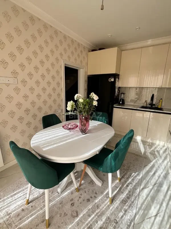 Satılır 5 otaqlı həyət evi 150 m²