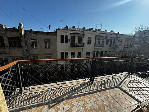 Kirayə verilir 3 otaqlı mənzil 75 m² — Bakı 3 otaq 75.00 m²