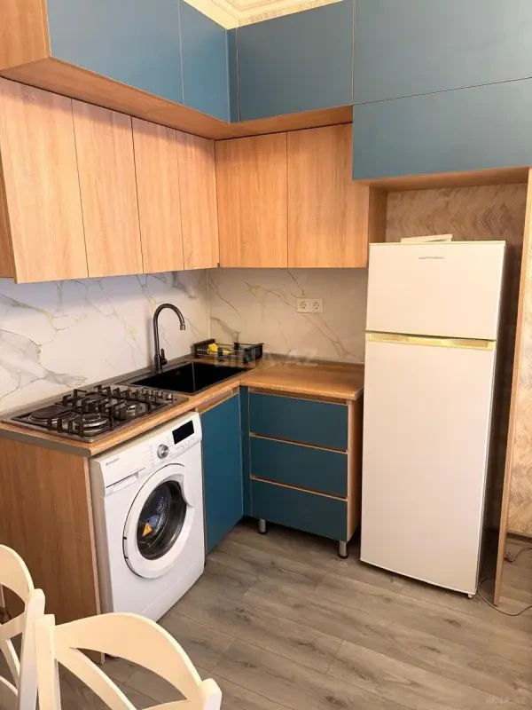 Kirayə verilir 1 otaqlı mənzil 35 m²