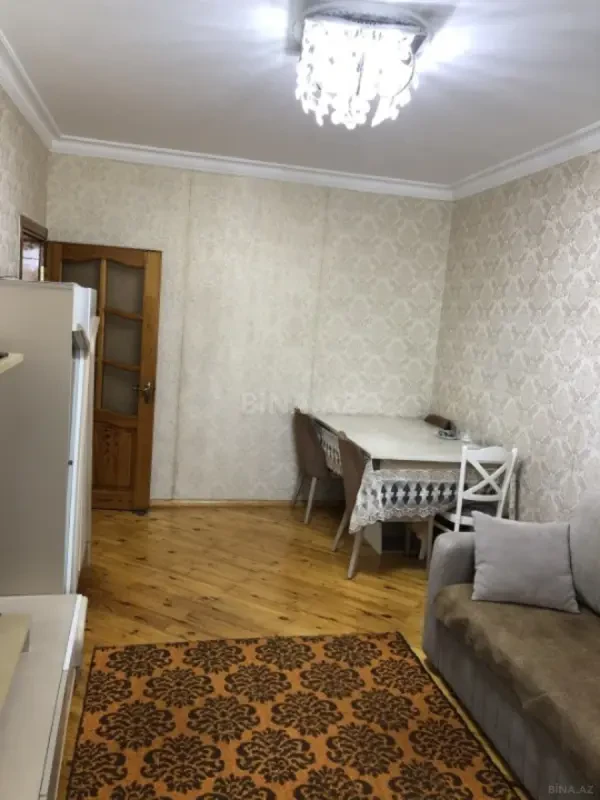 Satılır 2 otaqlı mənzil 60 m²