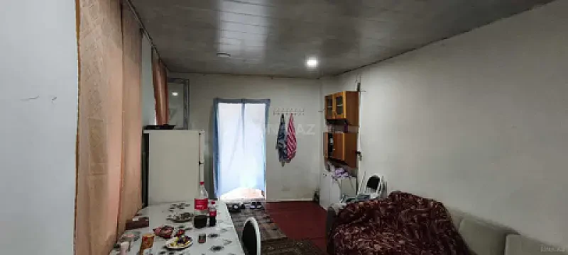 Satılır 2 otaqlı həyət evi 33 m² — Bakı 2 otaq 33.00 m²