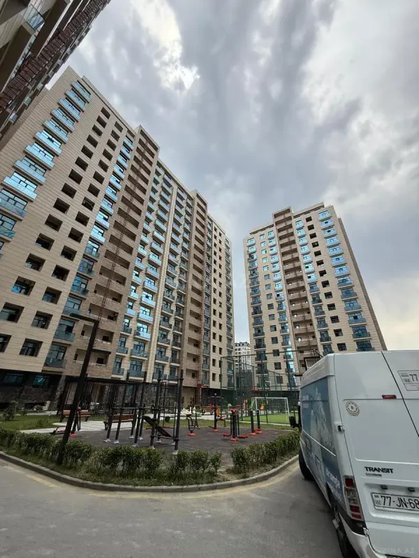Kirayə verilir 2 otaqlı mənzil 51 m²