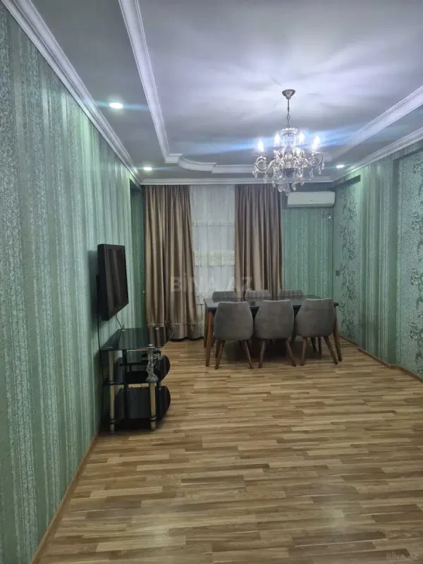 Kirayə verilir 2 otaqlı mənzil 78 m²