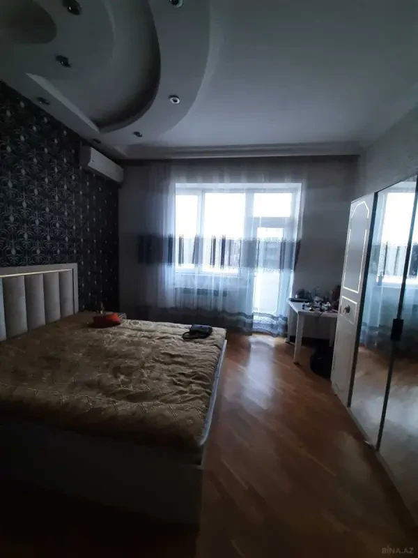 Kirayə verilir 3 otaqlı mənzil 102 m²