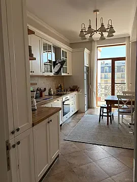 Kirayə verilir 3 otaqlı mənzil 110 m² — Bakı 3 otaq 110.00 m²