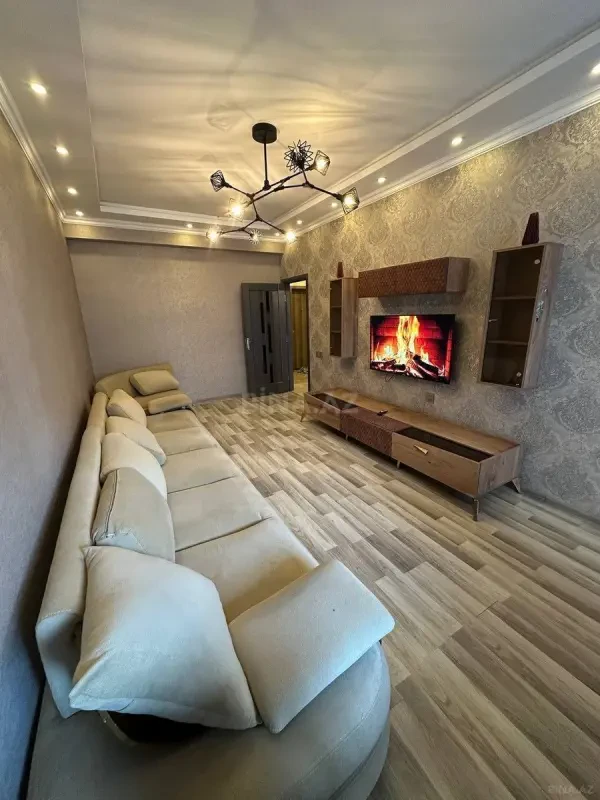 Kirayə verilir 2 otaqlı mənzil 90 m²