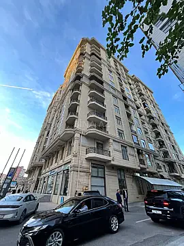 Satılır 3 otaqlı mənzil 109 m² — Bakı 3 otaq 109.00 m²