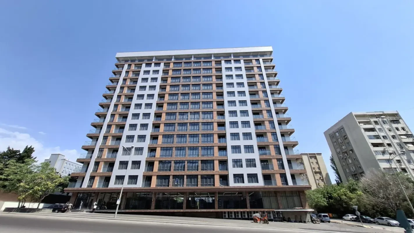 Satılır 3 otaqlı mənzil 112 m²