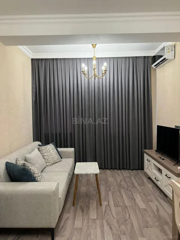 Kirayə verilir 1 otaqlı mənzil 65 m²