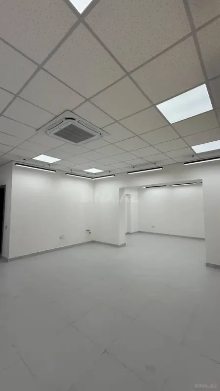 Kirayə verilir 1 otaqlı ofis 67 m²