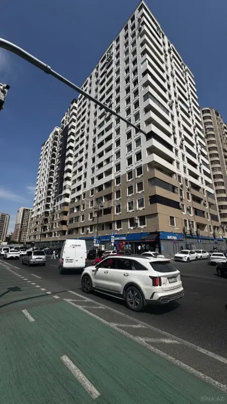 Kirayə verilir 3 otaqlı mənzil 105 m²