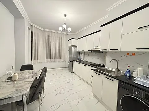 Kirayə verilir 2 otaqlı mənzil 70 m² — Bakı, Xətai 2 otaq 70.00 m²