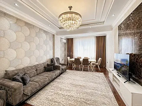 Satılır 3 otaqlı mənzil 120 m² — Bakı 3 otaq 120.00 m²
