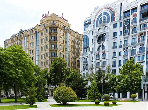 Kirayə verilir obyekt 185 m² — Bakı 185.00 m²