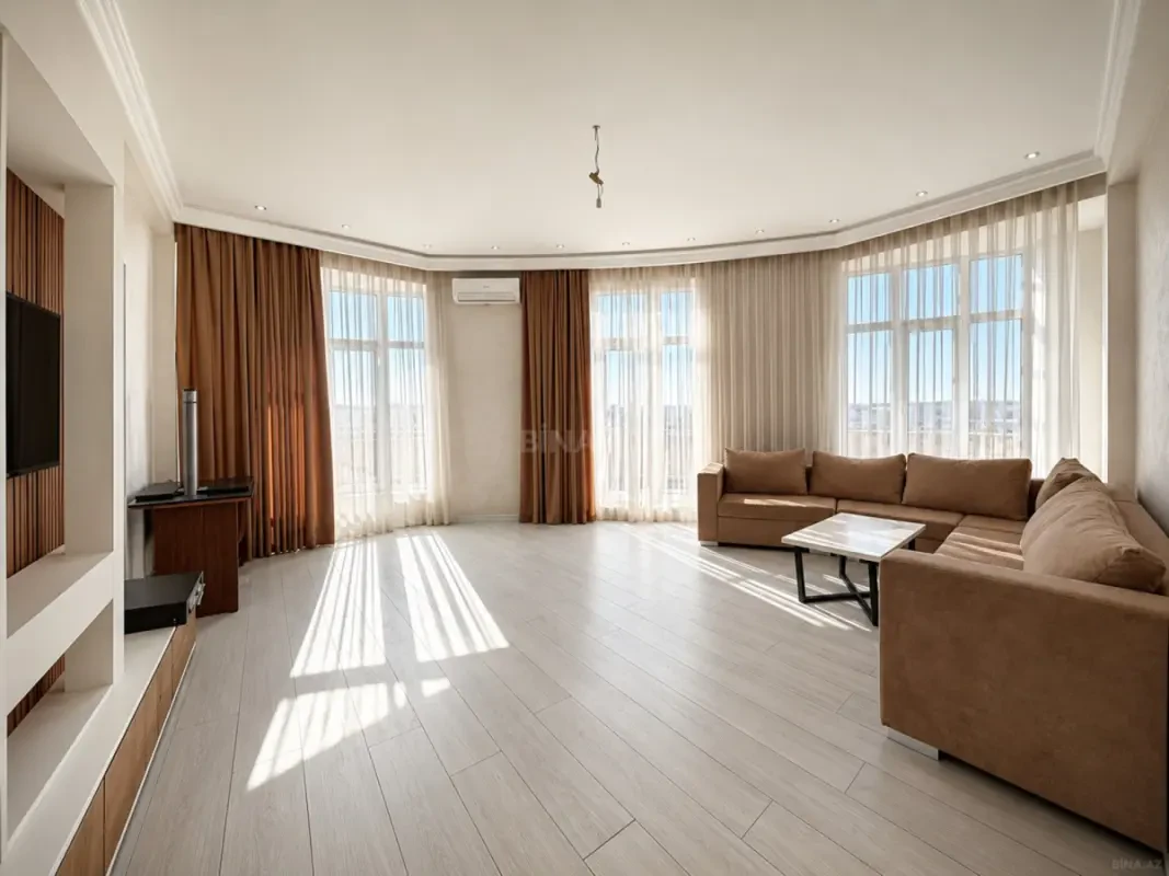 Satılır 3 otaqlı mənzil 145 m²
