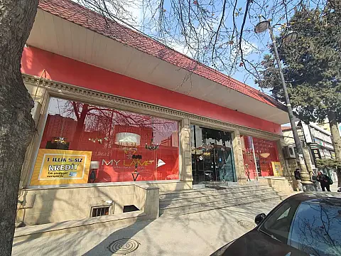 Kirayə verilir obyekt 650 m² — Bakı, Nəsimi 650.00 m²