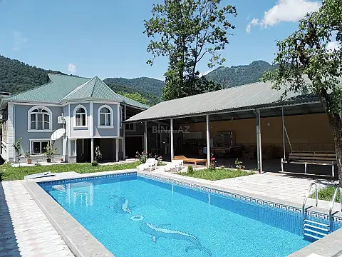 Kirayə verilir 4 otaqlı həyət evi 140 m² — Qəbələ 4 otaq 140.00 m²