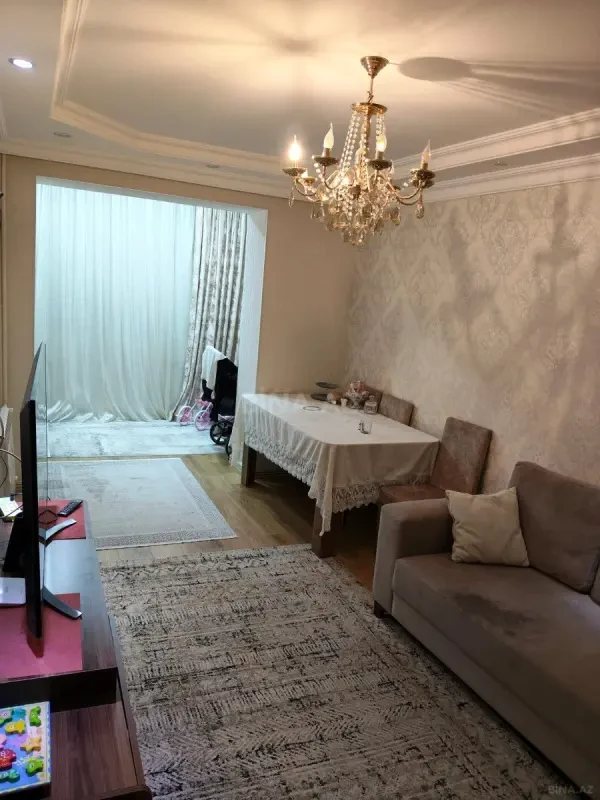 Satılır 2 otaqlı mənzil 75 m²
