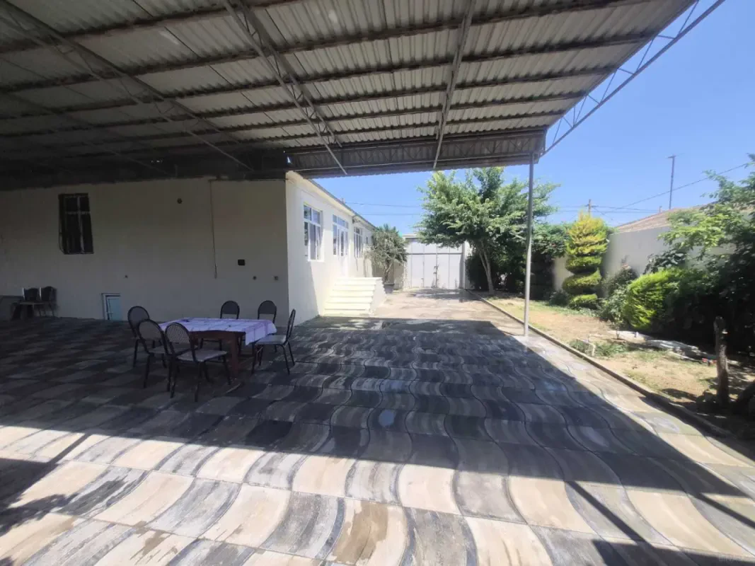 Kirayə verilir 4 otaqlı həyət evi 130 m²
