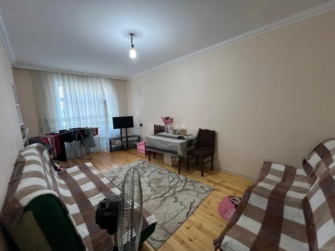 Satılır 2 otaqlı mənzil 65 m²