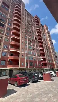 Satılır 4 otaqlı mənzil 150 m² — Bakı, İnşaatçılar 4 otaq 150.00 m²