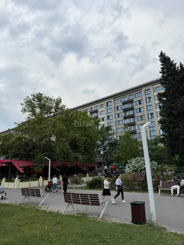 Satılır 3 otaqlı mənzil 85 m²