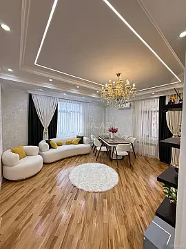 Satılır 4 otaqlı mənzil 167 m² — Bakı 4 otaq 167.00 m²