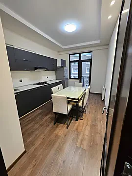 Kirayə verilir 2 otaqlı mənzil 110 m² — Bakı, Nərimanov 2 otaq 110.00 m²