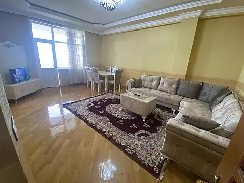 Kirayə verilir 3 otaqlı mənzil 146 m² — Bakı, Memar Əcəmi yanı 3 otaq 146.00 m²