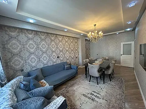 Satılır 4 otaqlı mənzil 134 m² — Bakı, 7-ci mikrorayon 4 otaq 134.00 m²