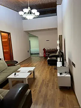 Kirayə verilir 2 otaqlı mənzil 75 m² — Bakı, Həzi Aslanov qəs. 2 otaq 75.00 m²