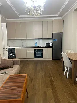 Kirayə verilir 3 otaqlı mənzil 70 m² — Bakı, Memar Əcəmi yanı 3 otaq 70.00 m²