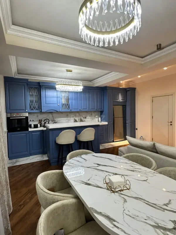 Satılır 3 otaqlı mənzil 95 m²