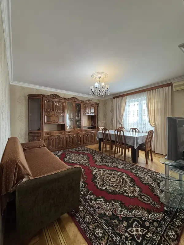 Kirayə verilir 3 otaqlı mənzil 85 m²