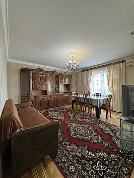 Kirayə verilir 3 otaqlı mənzil 85 m² — Bakı 3 otaq 85.00 m²