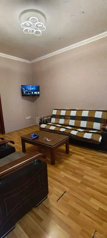Kirayə verilir 3 otaqlı mənzil 90 m²