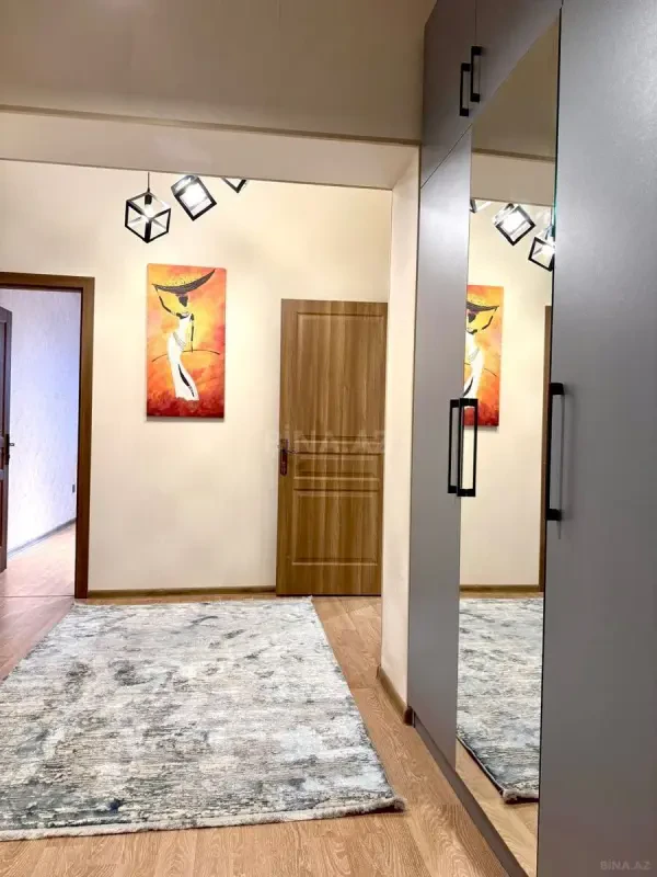 Kirayə verilir 3 otaqlı mənzil 100 m²