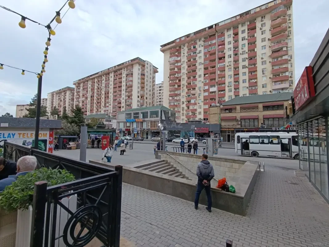 Satılır 3 otaqlı mənzil 103 m²