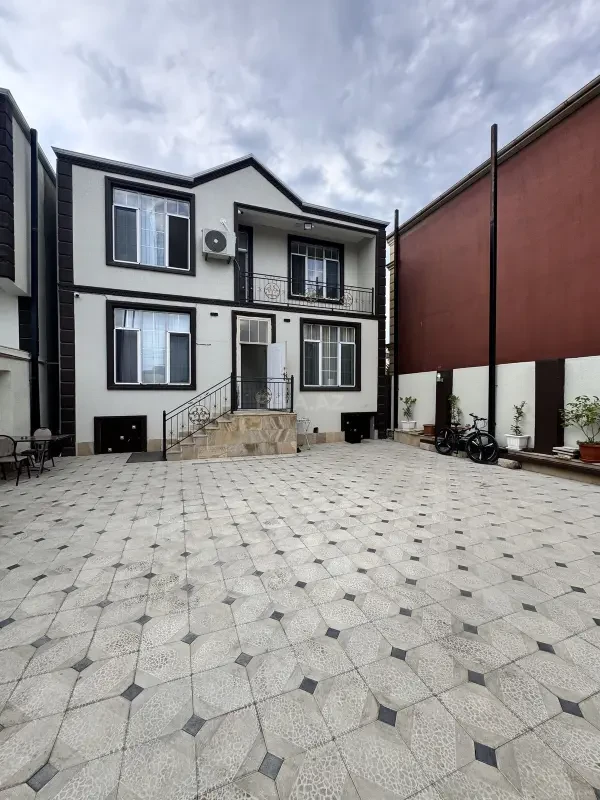 Satılır 5 otaqlı həyət evi 170 m²