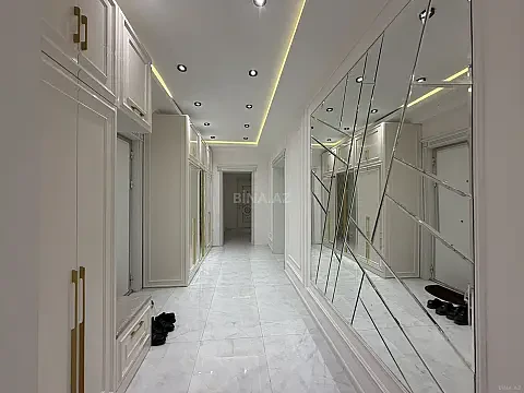 Kirayə verilir 4 otaqlı mənzil 160 m² — Bakı, Əhmədli 4 otaq 160.00 m²