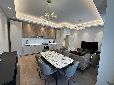 Kirayə verilir 3 otaqlı mənzil 100 m² — Bakı 3 otaq 100.00 m²